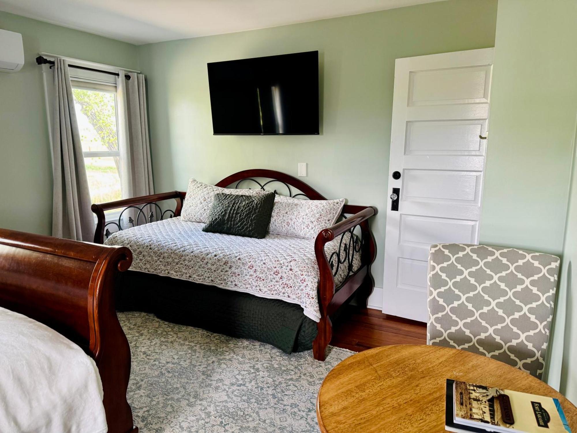 Hudson House Bed And Breakfast Wheatland Extérieur photo